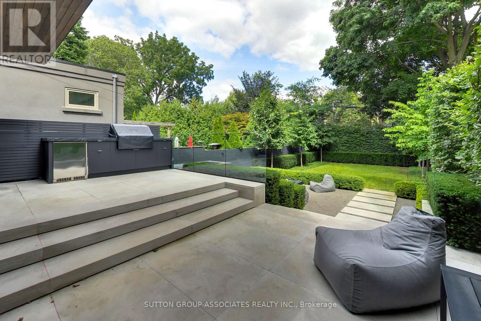83 Pinewood Avenue, Toronto (Humewood-Cedarvale), Ontario  M6C 2V2 - Photo 48 - C12377324