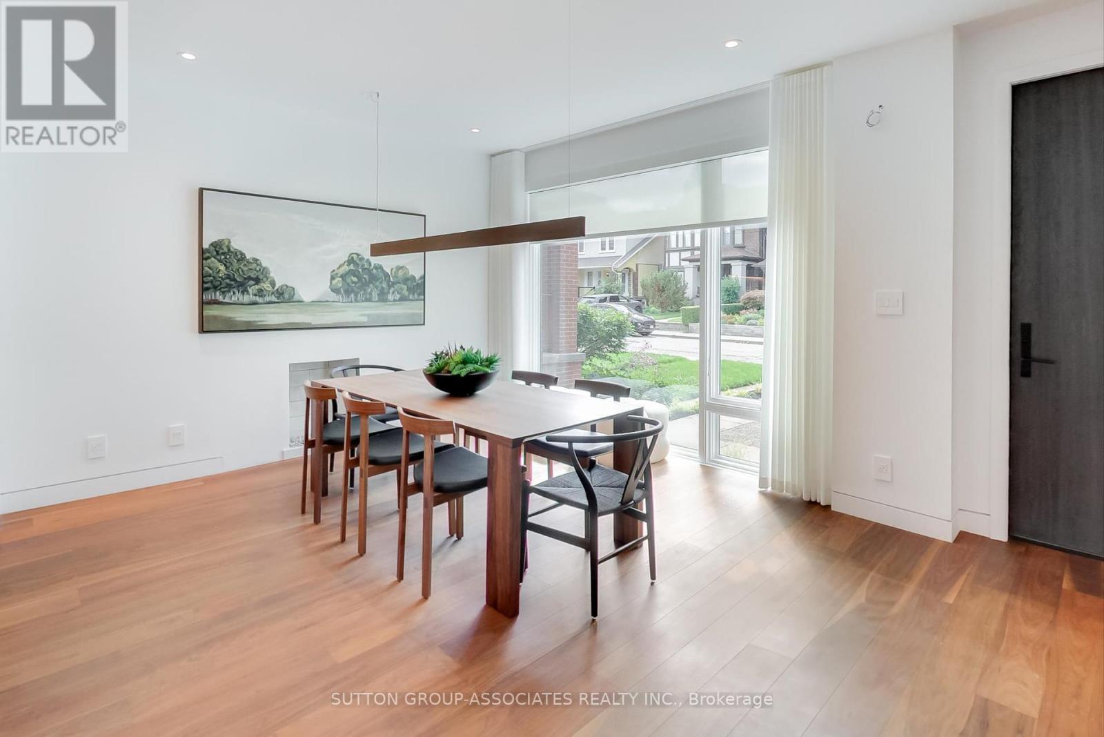 83 Pinewood Avenue, Toronto (Humewood-Cedarvale), Ontario  M6C 2V2 - Photo 6 - C12377324