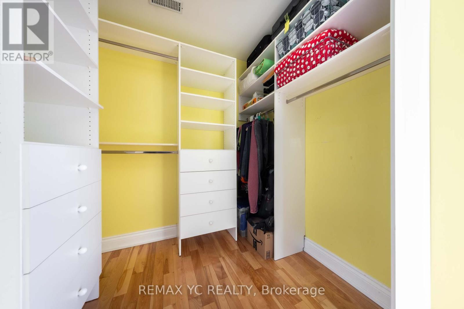 18 Mullet Road, Toronto, Ontario  M2M 2A6 - Photo 35 - C12377326