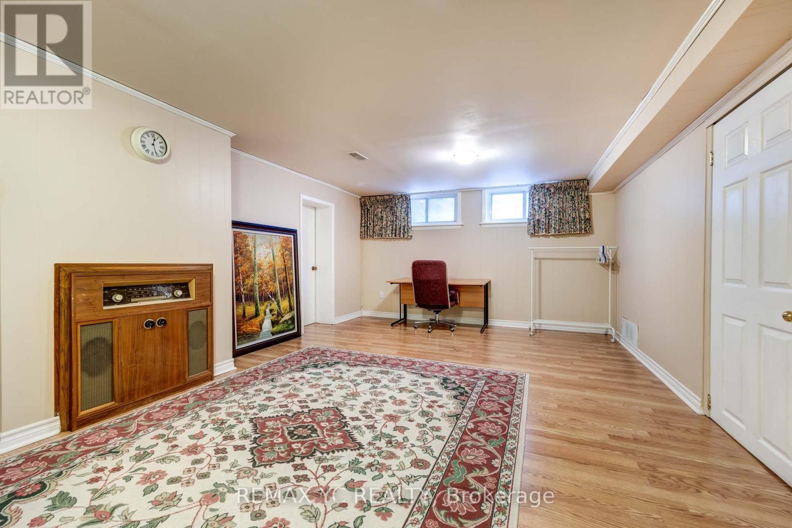 18 Mullet Road, Toronto, Ontario  M2M 2A6 - Photo 49 - C12377326