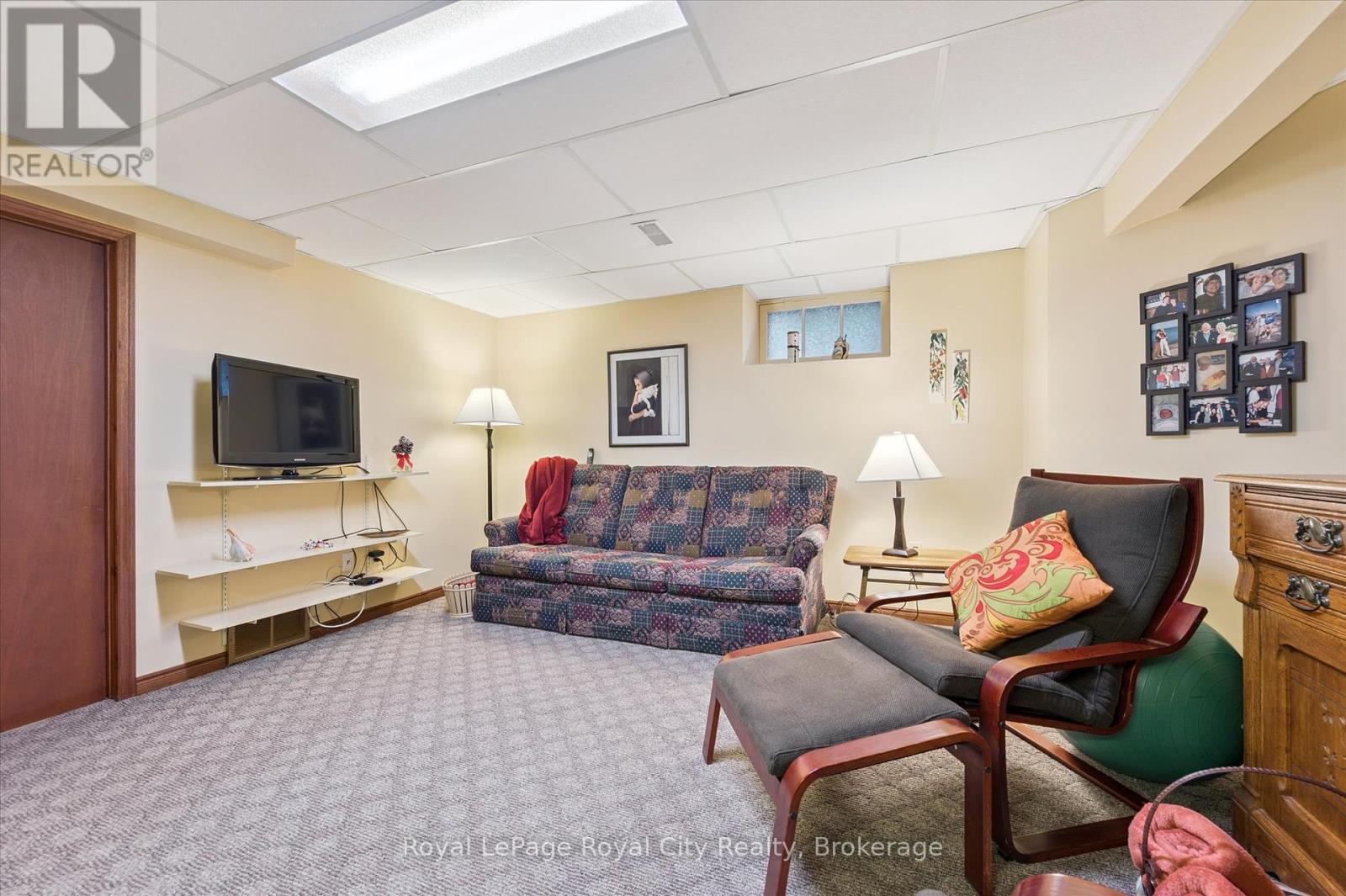 360 Provost Lane, Centre Wellington (Fergus), Ontario  N1M 2N1 - Photo 37 - X12377391
