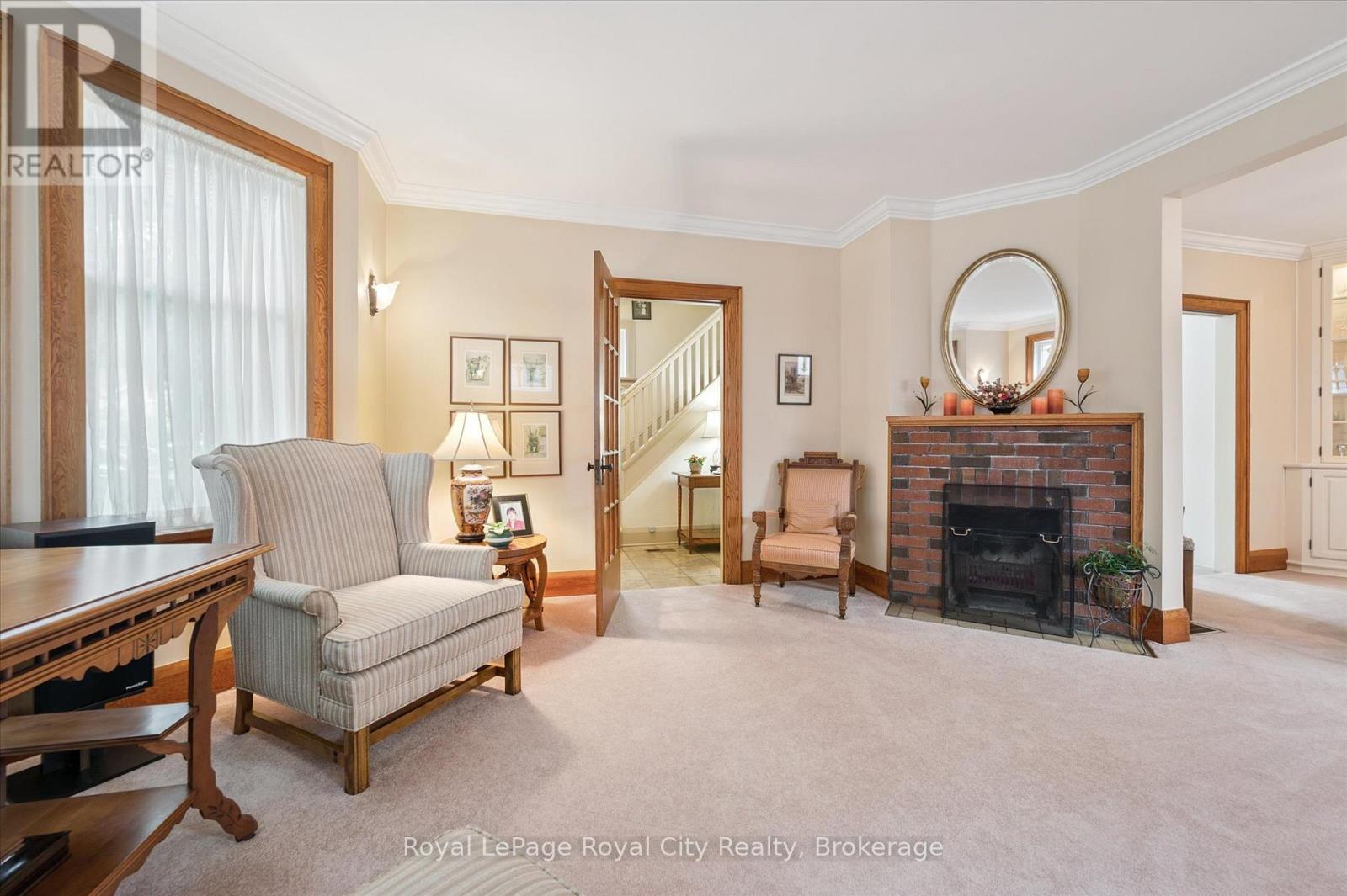 360 Provost Lane, Centre Wellington (Fergus), Ontario  N1M 2N1 - Photo 8 - X12377391