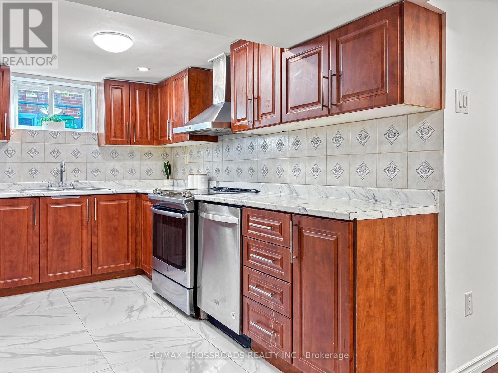 46 Ronway Crescent, Toronto, Ontario  M1J 2S2 - Photo 22 - E12372919