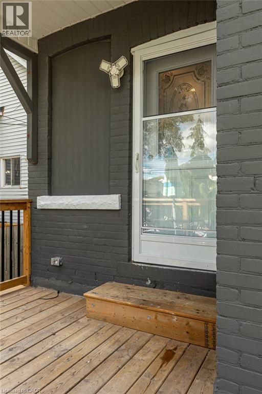132 London Street N, Hamilton, Ontario  L8H 4B7 - Photo 44 - 40764256
