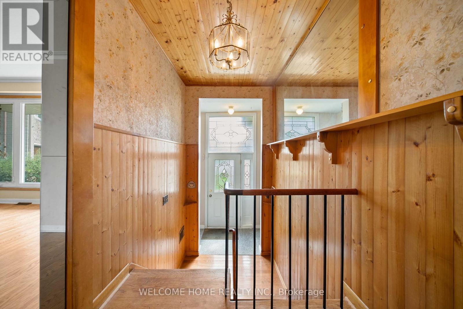 10 Pengelly Court, Toronto, Ontario  M1L 4L9 - Photo 6 - E12377234