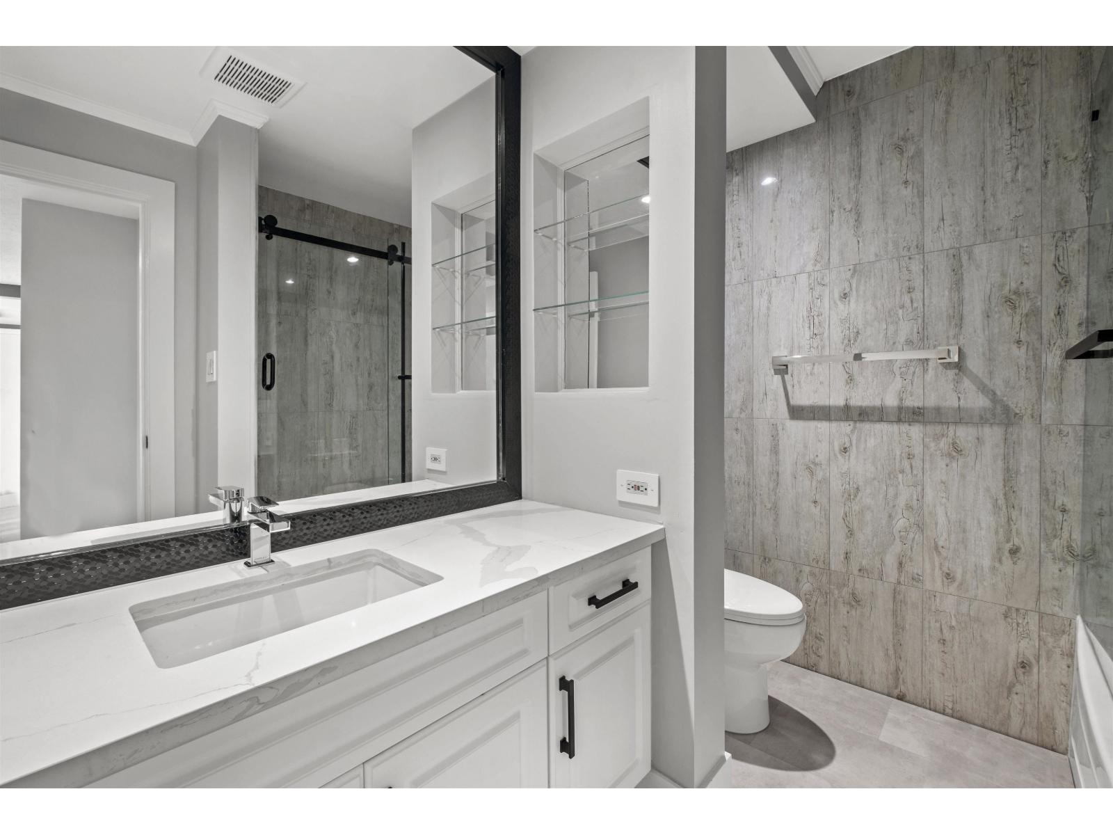 110 14881 Marine Drive, White Rock, British Columbia  V4B 1C2 - Photo 23 - R3042292