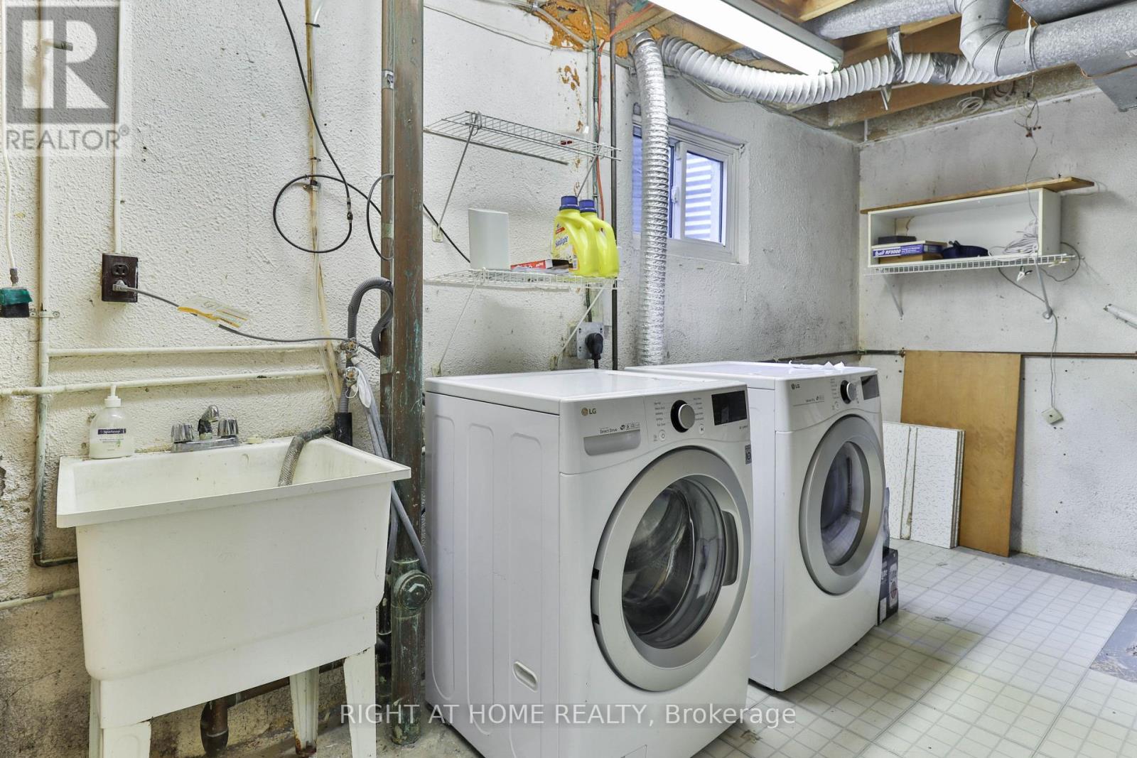 819 Srigley Street, Newmarket, Ontario  L3Y 1X9 - Photo 33 - N12376271