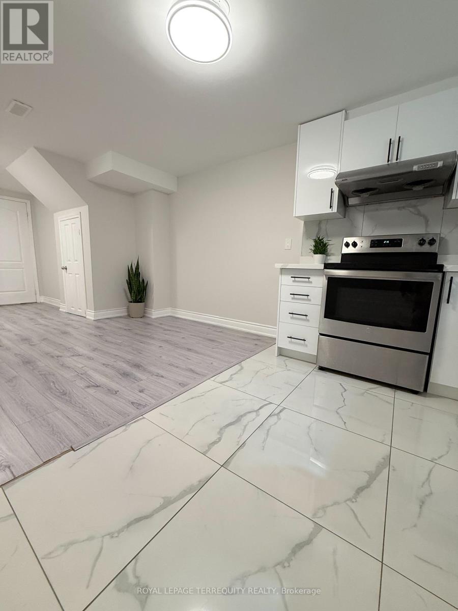 Lower - 15 Kaiser Drive, Vaughan, Ontario  L4L 3V2 - Photo 12 - N12377235
