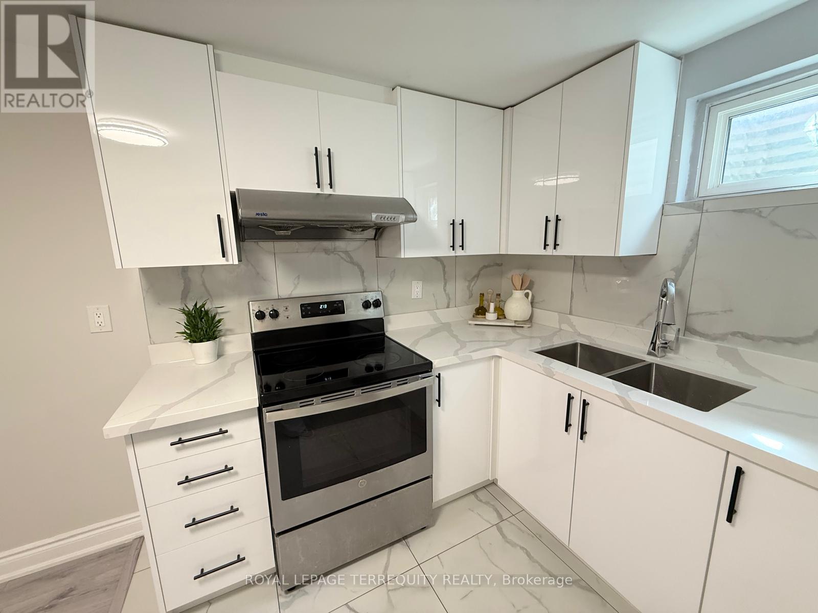Lower - 15 Kaiser Drive, Vaughan, Ontario  L4L 3V2 - Photo 14 - N12377235