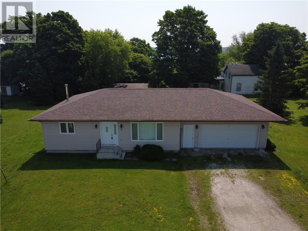 88 Arthur Street, Manitowaning, Ontario  P0P 1N0 - Photo 1 - 2123192