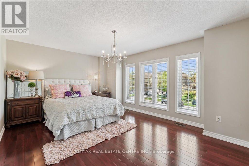 2222 Snead Road, Burlington (Rose), Ontario  L7M 4X2 - Photo 31 - W12377211