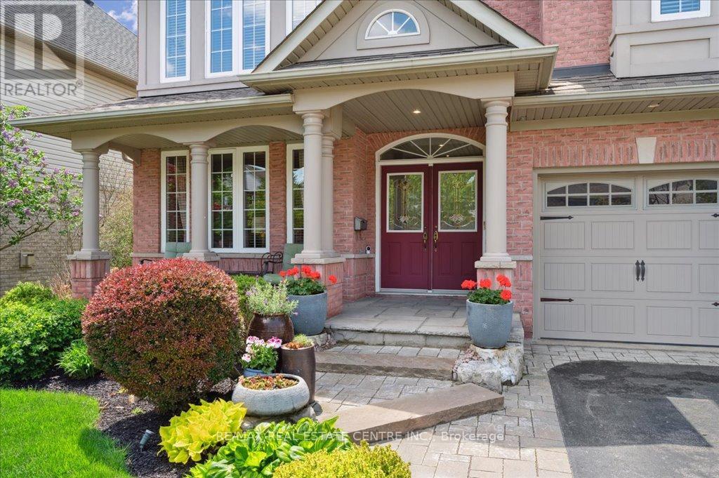 2222 Snead Road, Burlington (Rose), Ontario  L7M 4X2 - Photo 5 - W12377211