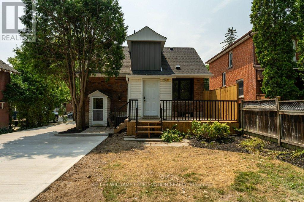 493 Crosby Avenue, Burlington (Brant), Ontario  L7R 2R6 - Photo 30 - W12377241