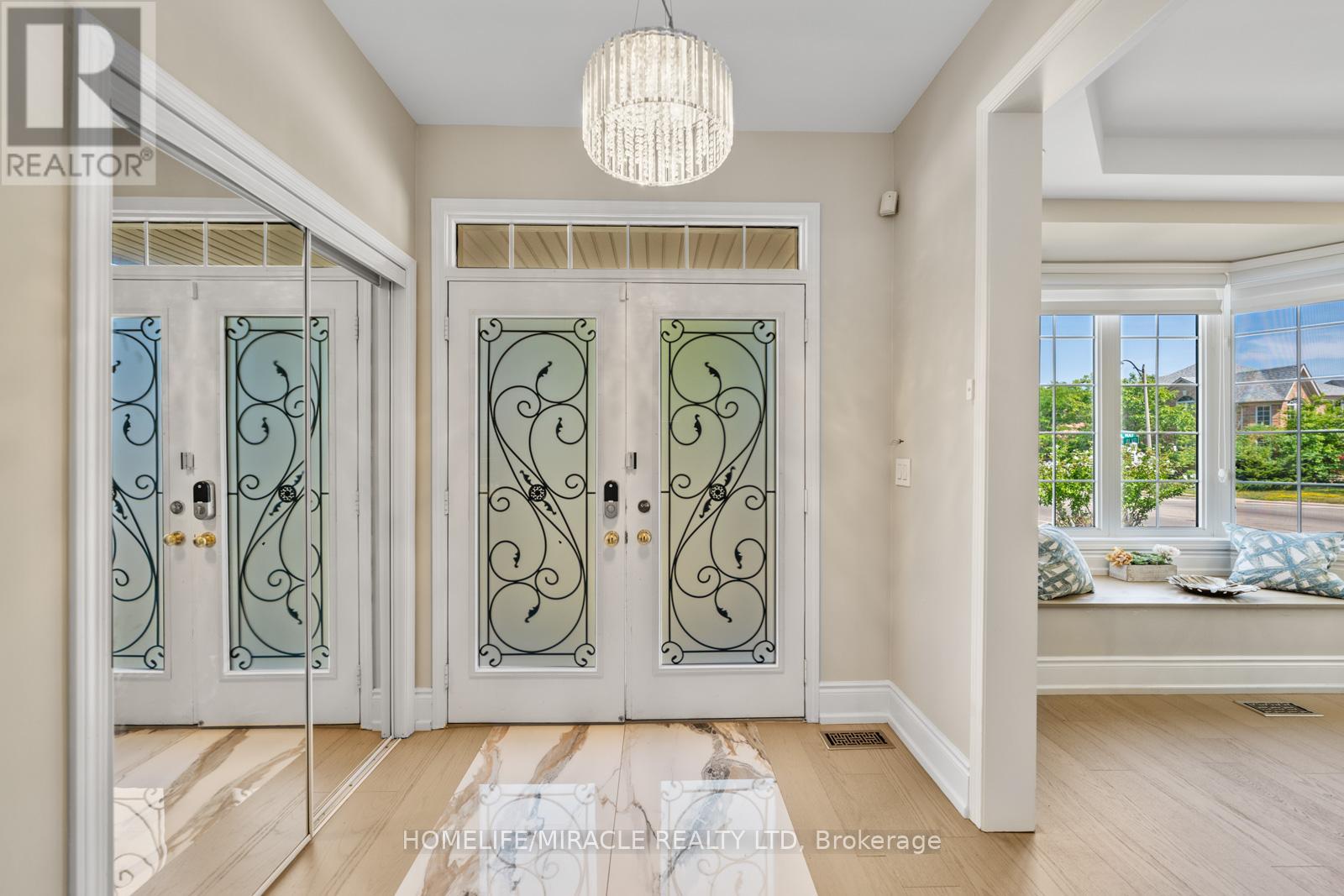 1 Vision Way, Brampton, Ontario  L6P 1H7 - Photo 4 - W12377298