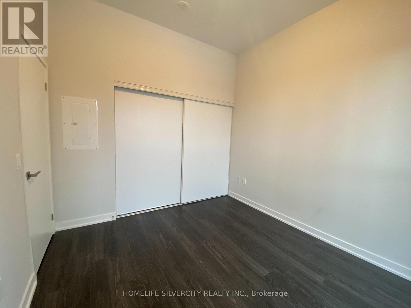 512 - 4055 Parkside Village Drive, Mississauga, Ontario  L5B 0K8 - Photo 11 - W12336692