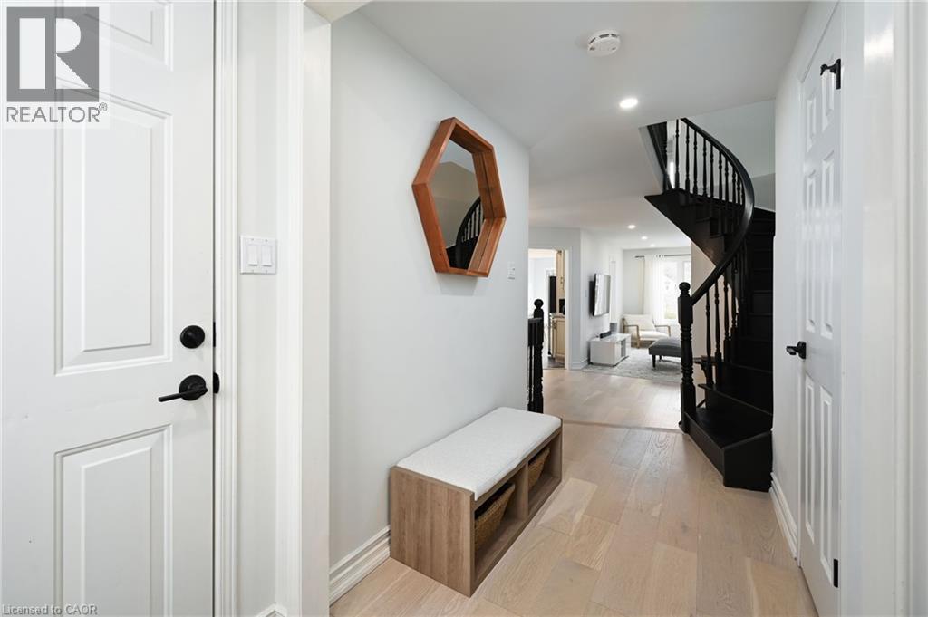 Property at 30 NELSON Street image 4