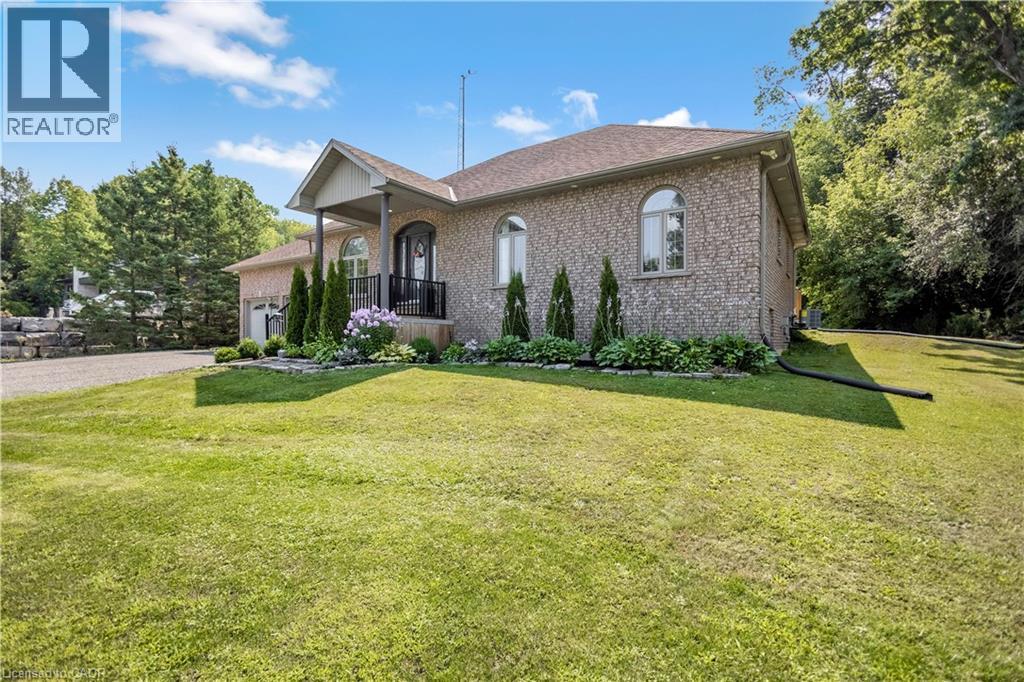 30 Douglas Street, Brantford, Ontario  N3T 0M6 - Photo 3 - 40763561