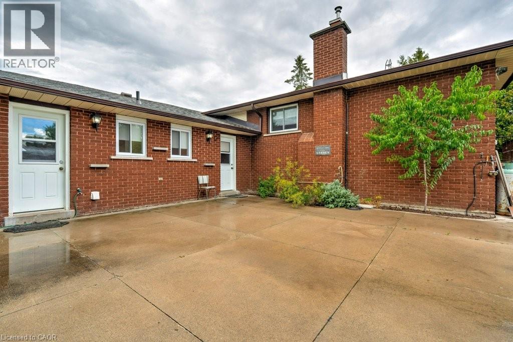 595 Green Mountain Road E, Stoney Creek, Ontario  L8J 2Z7 - Photo 33 - 40764681