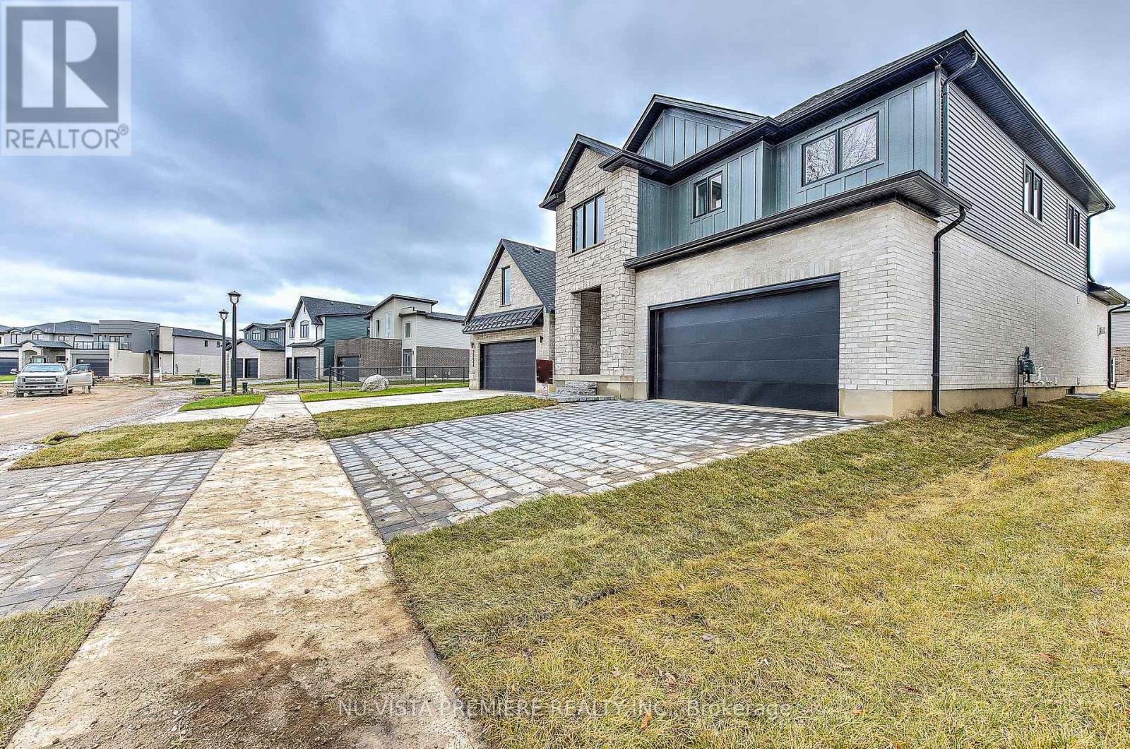 2228 Saddlerock Avenue, London North (North S), Ontario  N6G 3X3 - Photo 2 - X12377554