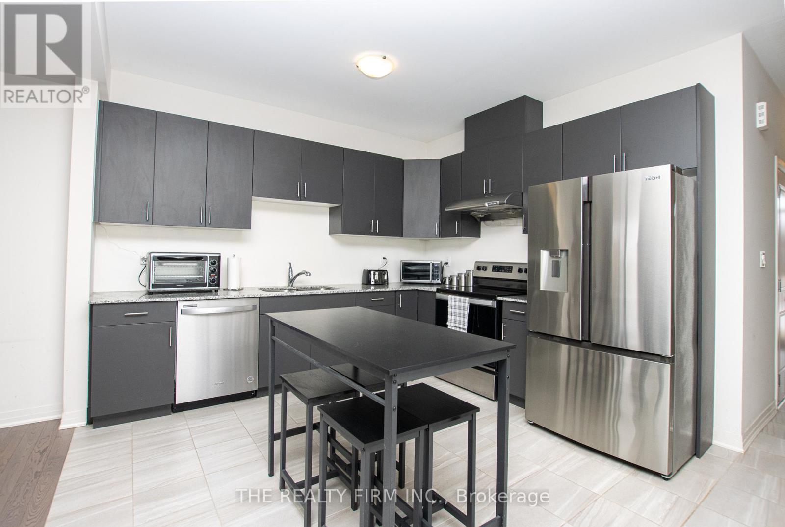 78 Middleton Street, Zorra, Ontario  N0M 2M0 - Photo 10 - X12377572