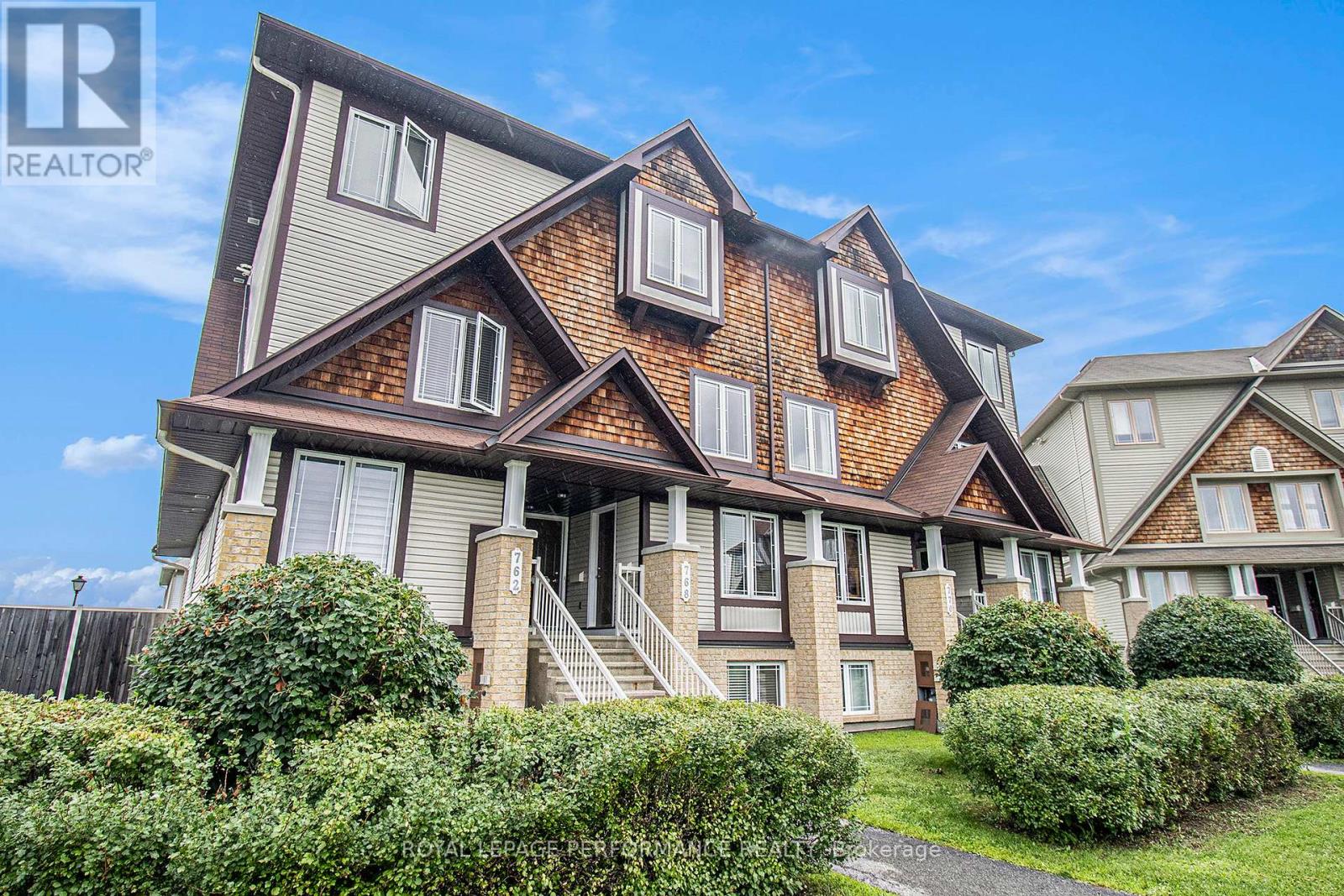 772 LAKERIDGE DRIVE, Ottawa, Ontario