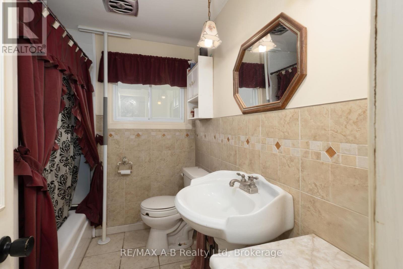 337 Willow Street, Stratford, Ontario  N5A 3B8 - Photo 17 - X12377550
