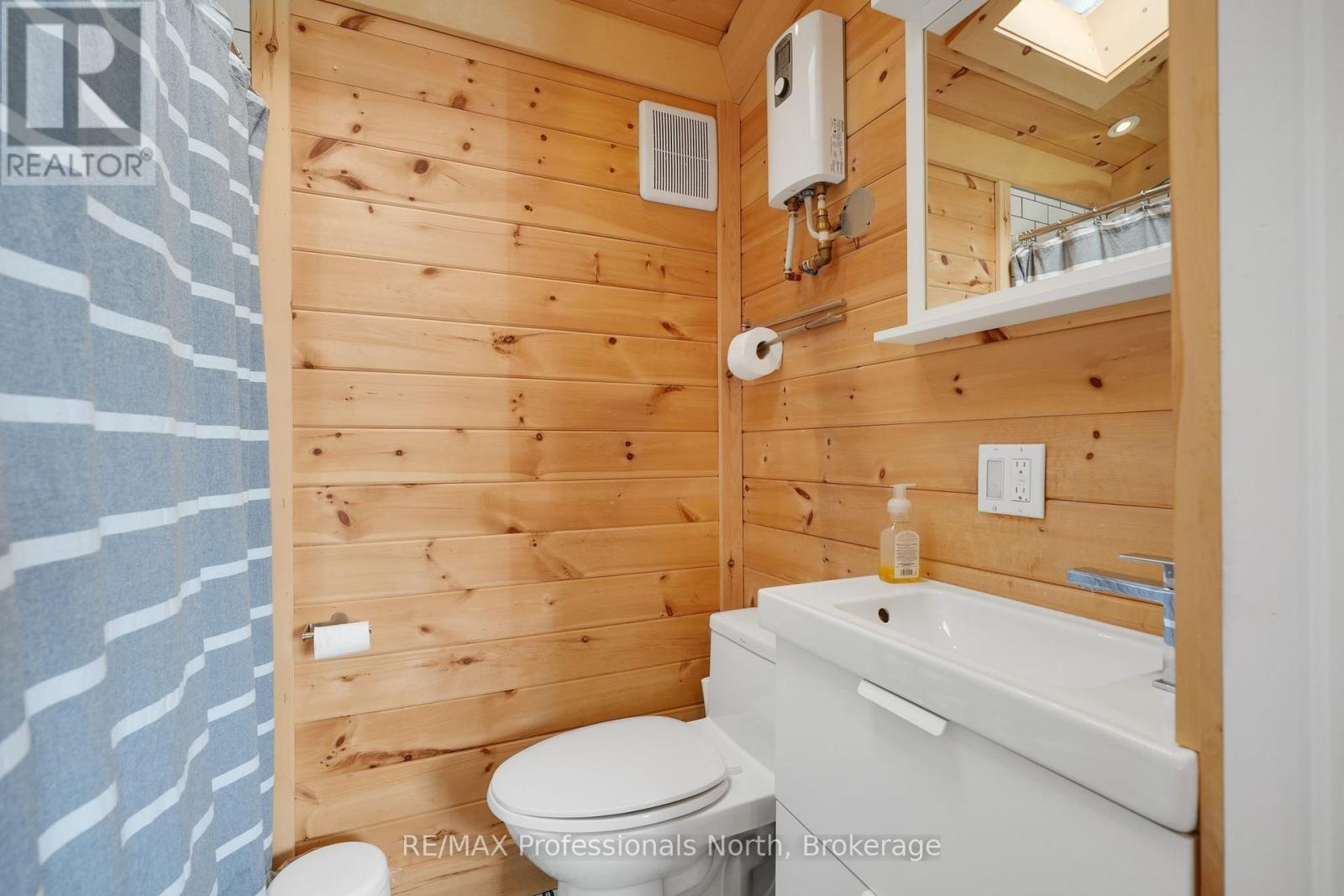 154a Pike Road, Parry Sound Remote Area, Ontario  P0A 1X0 - Photo 16 - X12377567