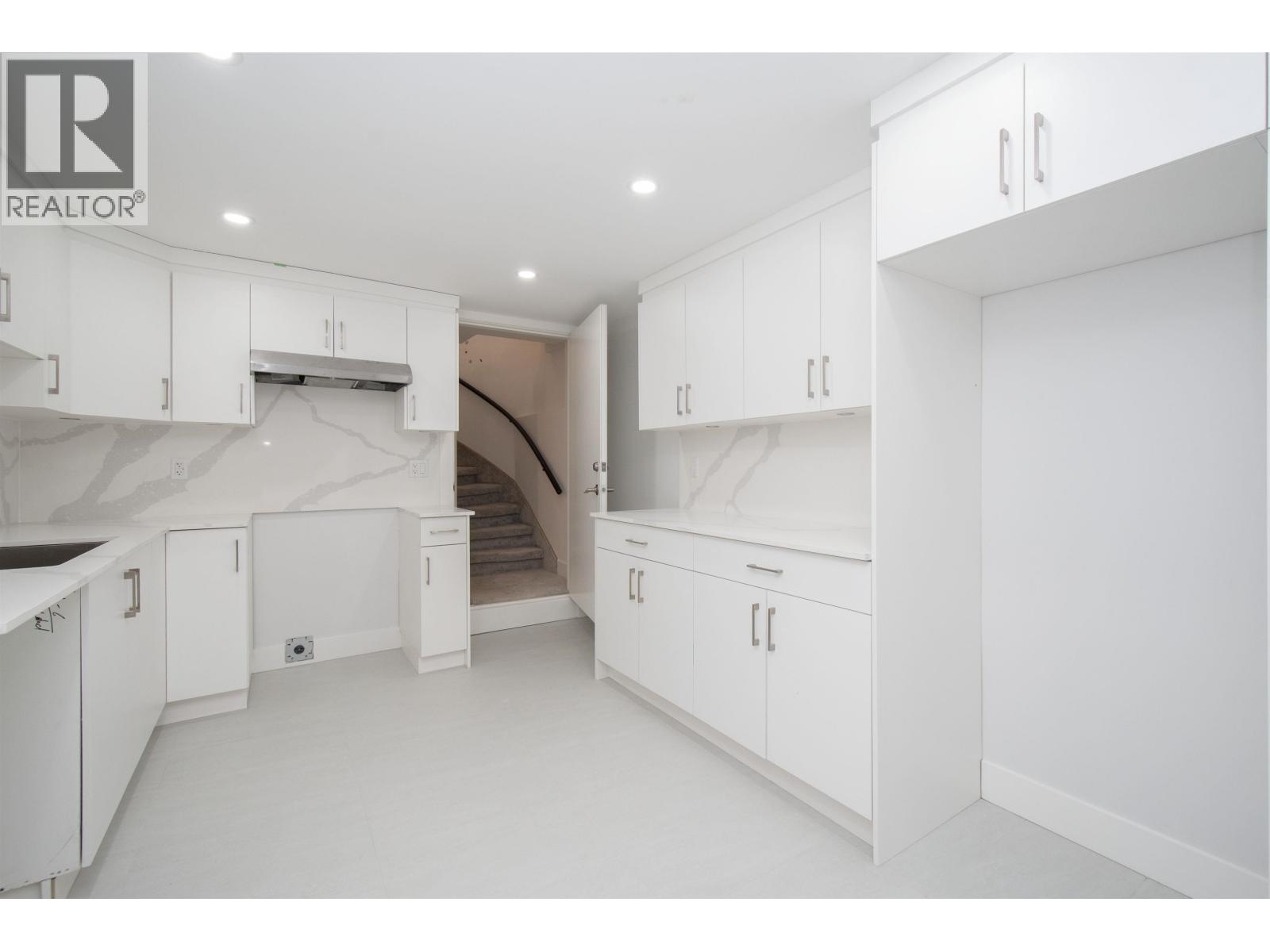 3855 Hillcrest Avenue, North Vancouver, British Columbia  V7R 4B7 - Photo 30 - R3042806