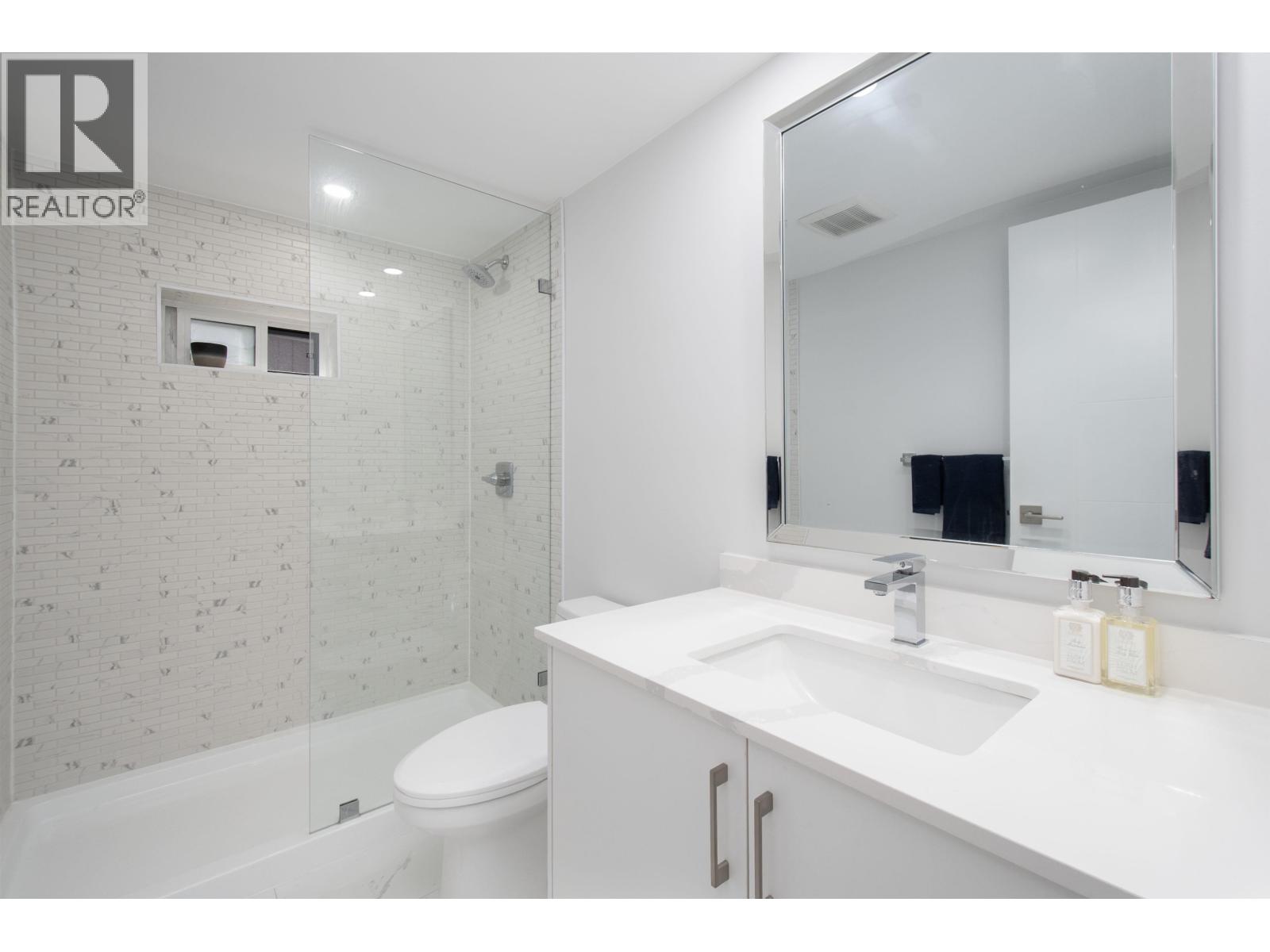 3855 Hillcrest Avenue, North Vancouver, British Columbia  V7R 4B7 - Photo 32 - R3042806