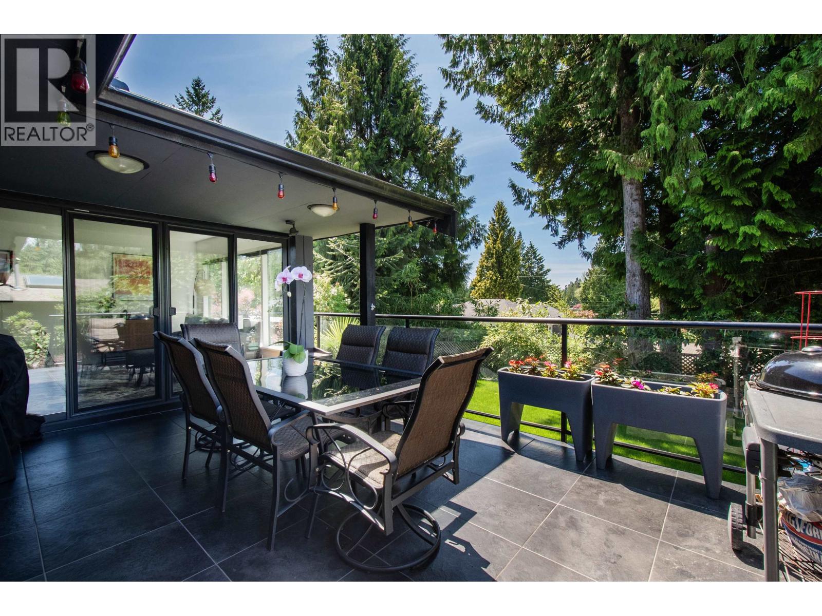 3855 Hillcrest Avenue, North Vancouver, British Columbia  V7R 4B7 - Photo 35 - R3042806