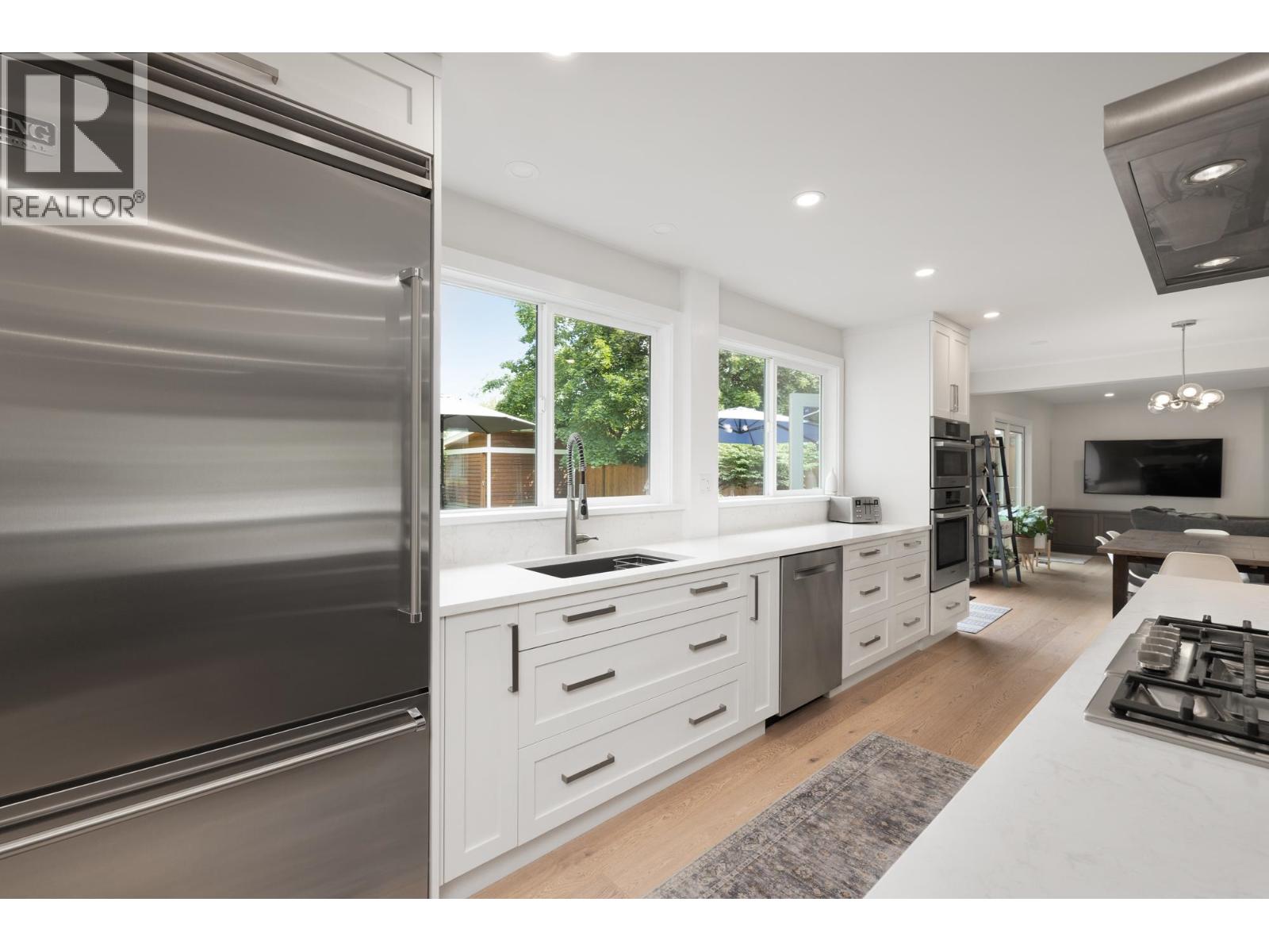 2678 Ailsa Crescent, North Vancouver, British Columbia  V7K 2B2 - Photo 11 - R3042815