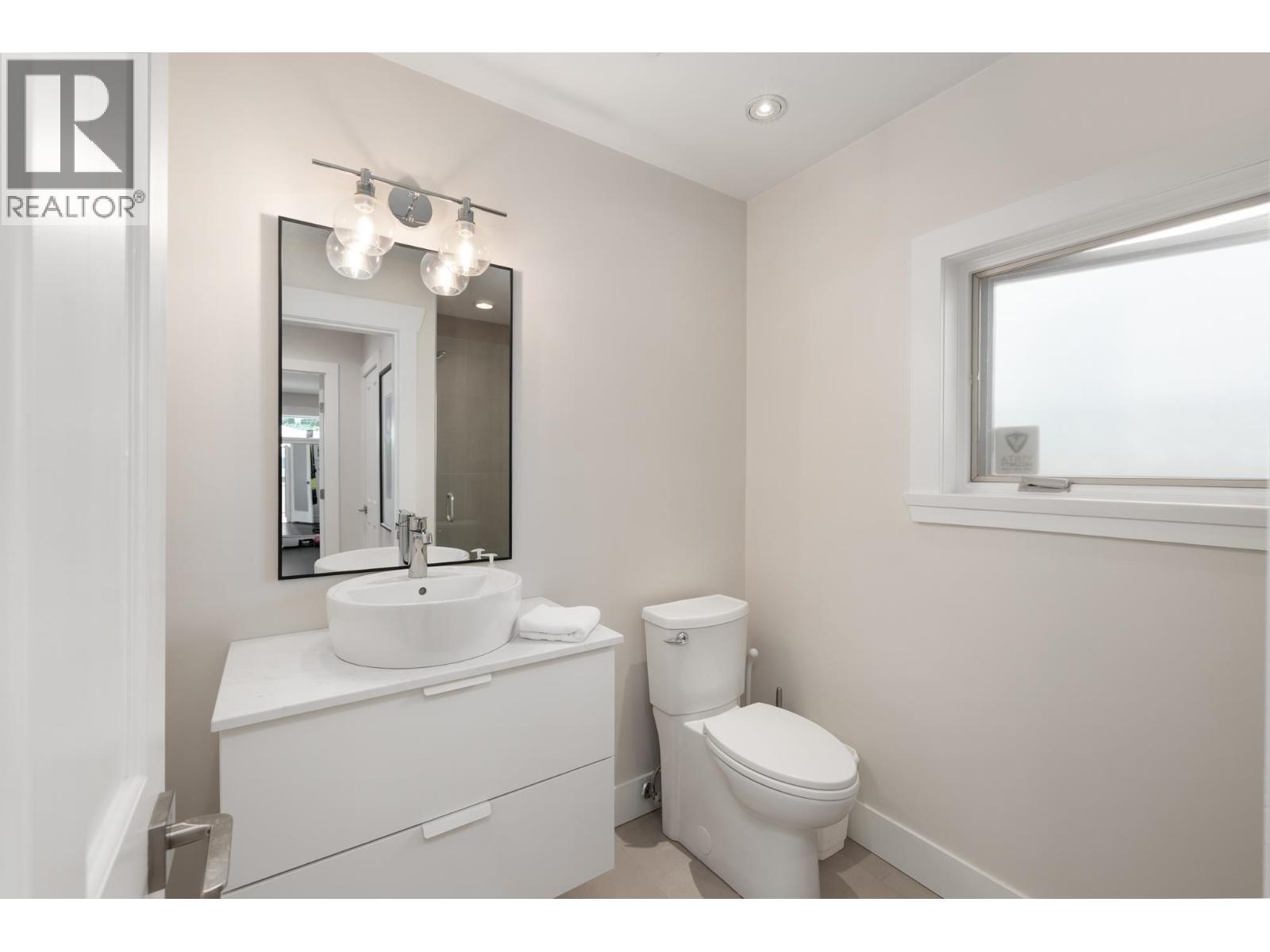 2678 Ailsa Crescent, North Vancouver, British Columbia  V7K 2B2 - Photo 23 - R3042815