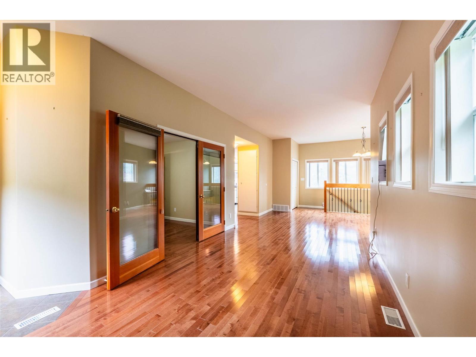 629 Johnstone Road, Nelson, British Columbia  V1L 6H8 - Photo 13 - 10360051