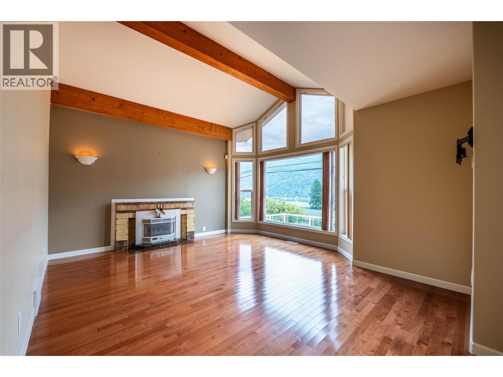 629 Johnstone Road, Nelson, British Columbia  V1L 6H8 - Photo 14 - 10360051