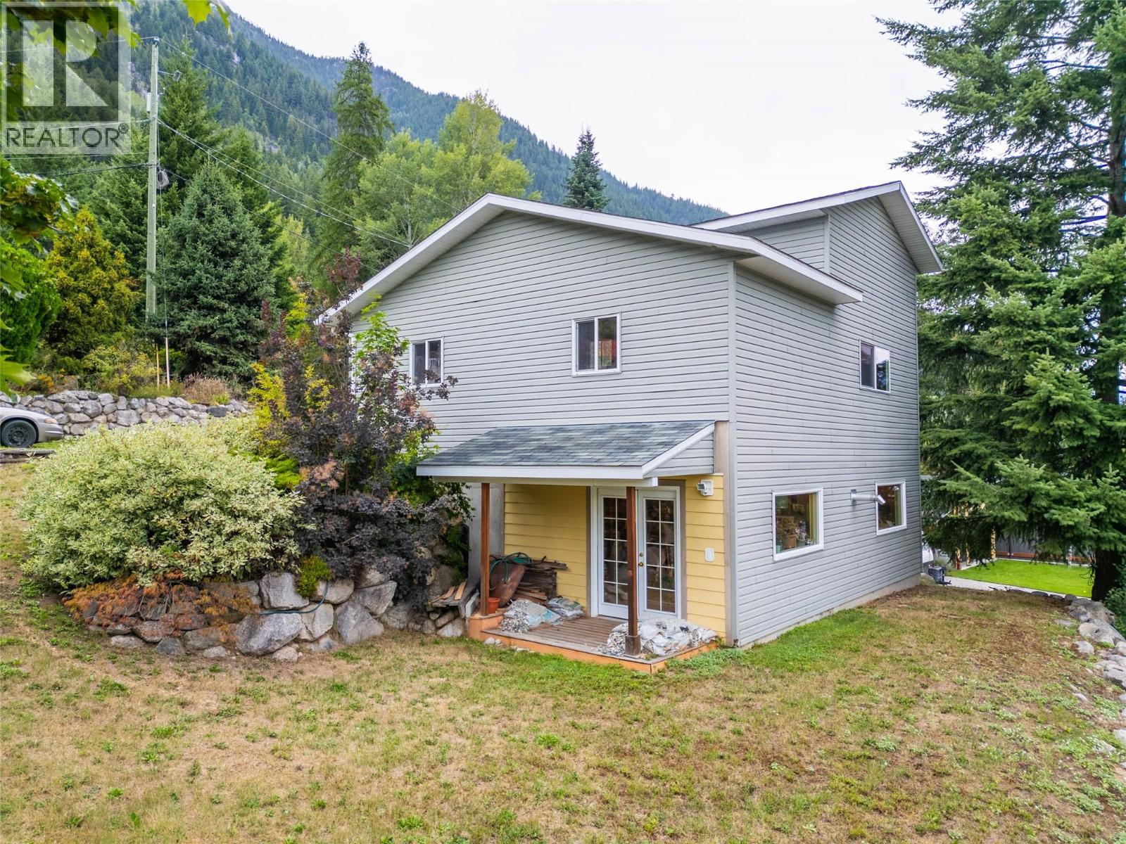 629 Johnstone Road, Nelson, British Columbia  V1L 6H8 - Photo 50 - 10360051