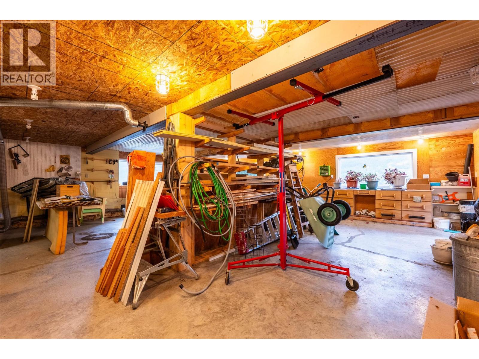 629 Johnstone Road, Nelson, British Columbia  V1L 6H8 - Photo 34 - 10360051