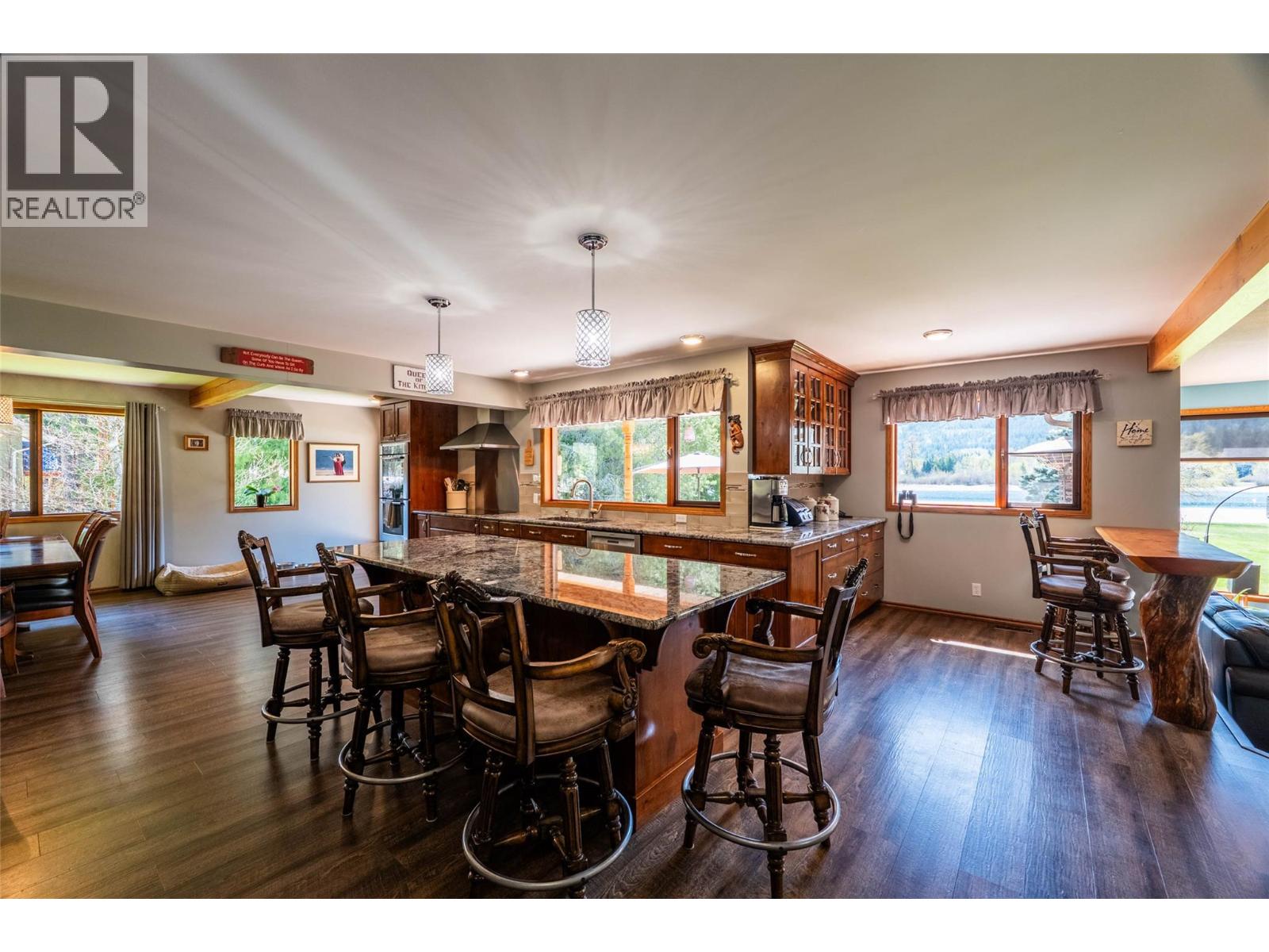 6158 Redfish Road, Nelson, British Columbia  V1L 6M9 - Photo 11 - 10360475