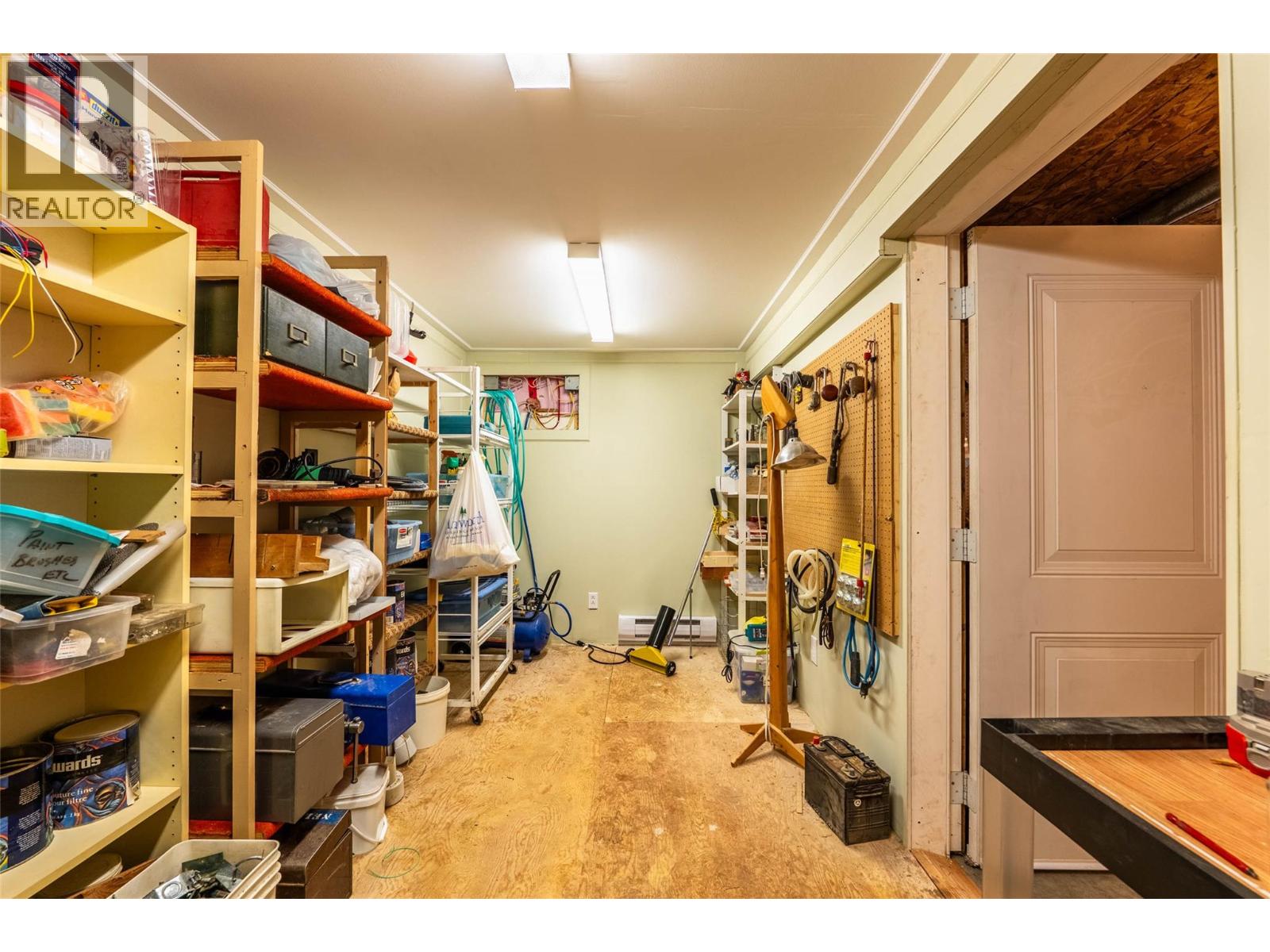 629 Johnstone Road, Nelson, British Columbia  V1L 6H8 - Photo 37 - 10360051