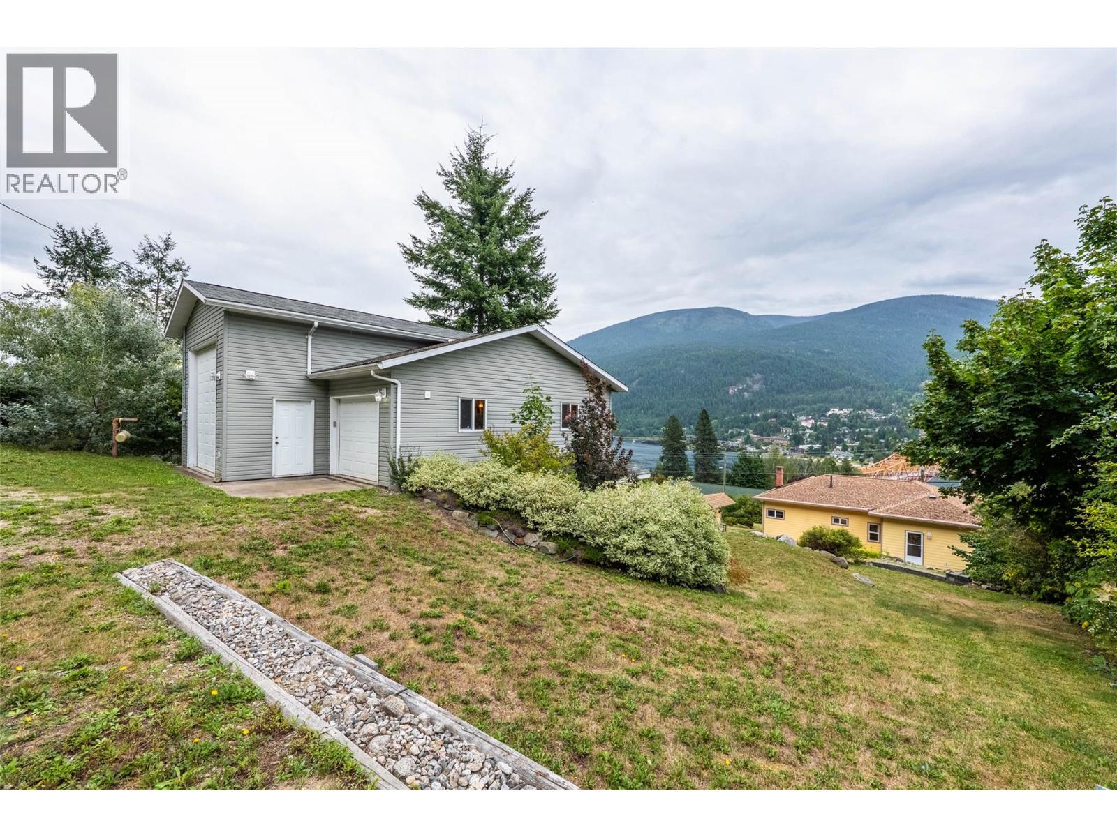629 Johnstone Road, Nelson, British Columbia  V1L 6H8 - Photo 41 - 10360051