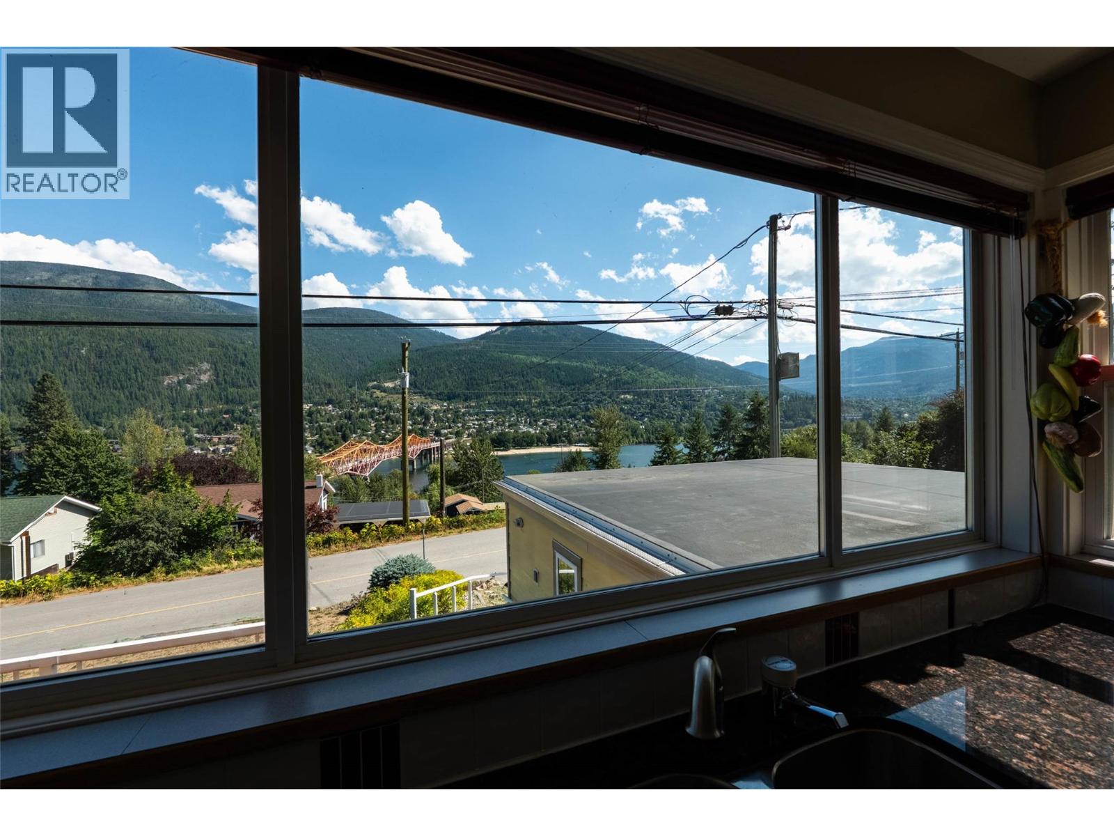 629 Johnstone Road, Nelson, British Columbia  V1L 6H8 - Photo 62 - 10360051