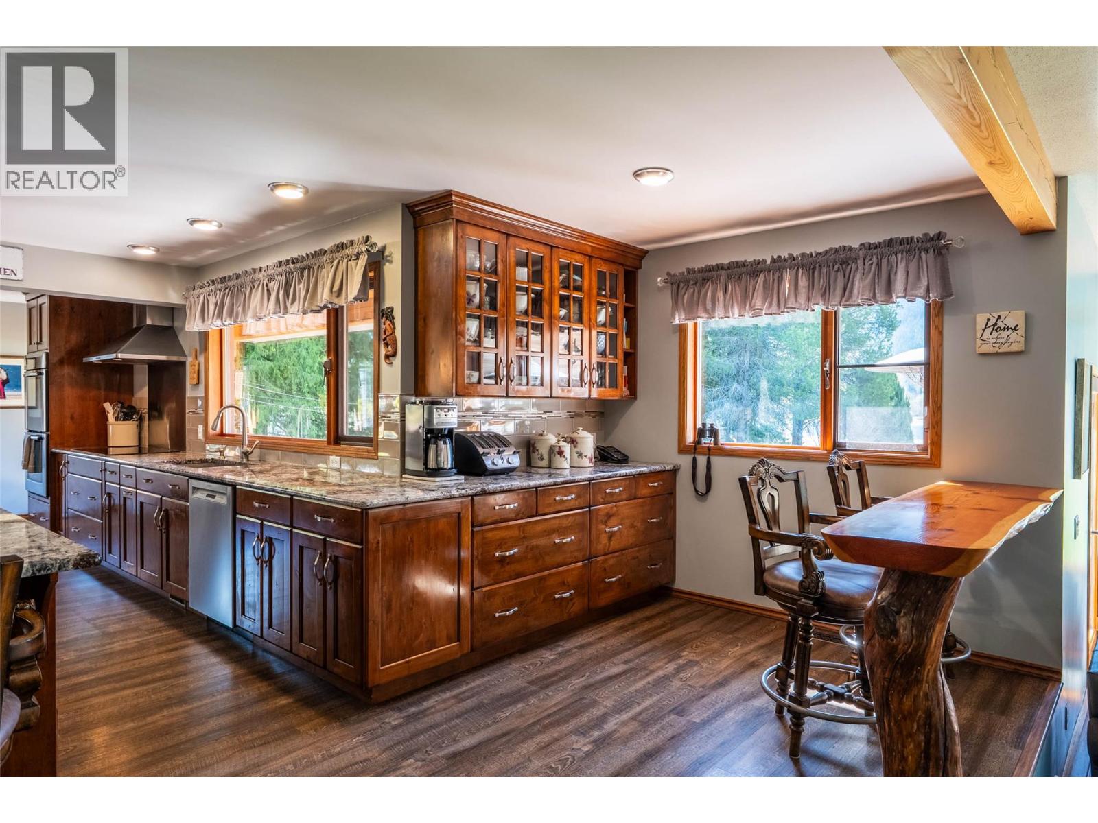 6158 Redfish Road, Nelson, British Columbia  V1L 6M9 - Photo 9 - 10360475