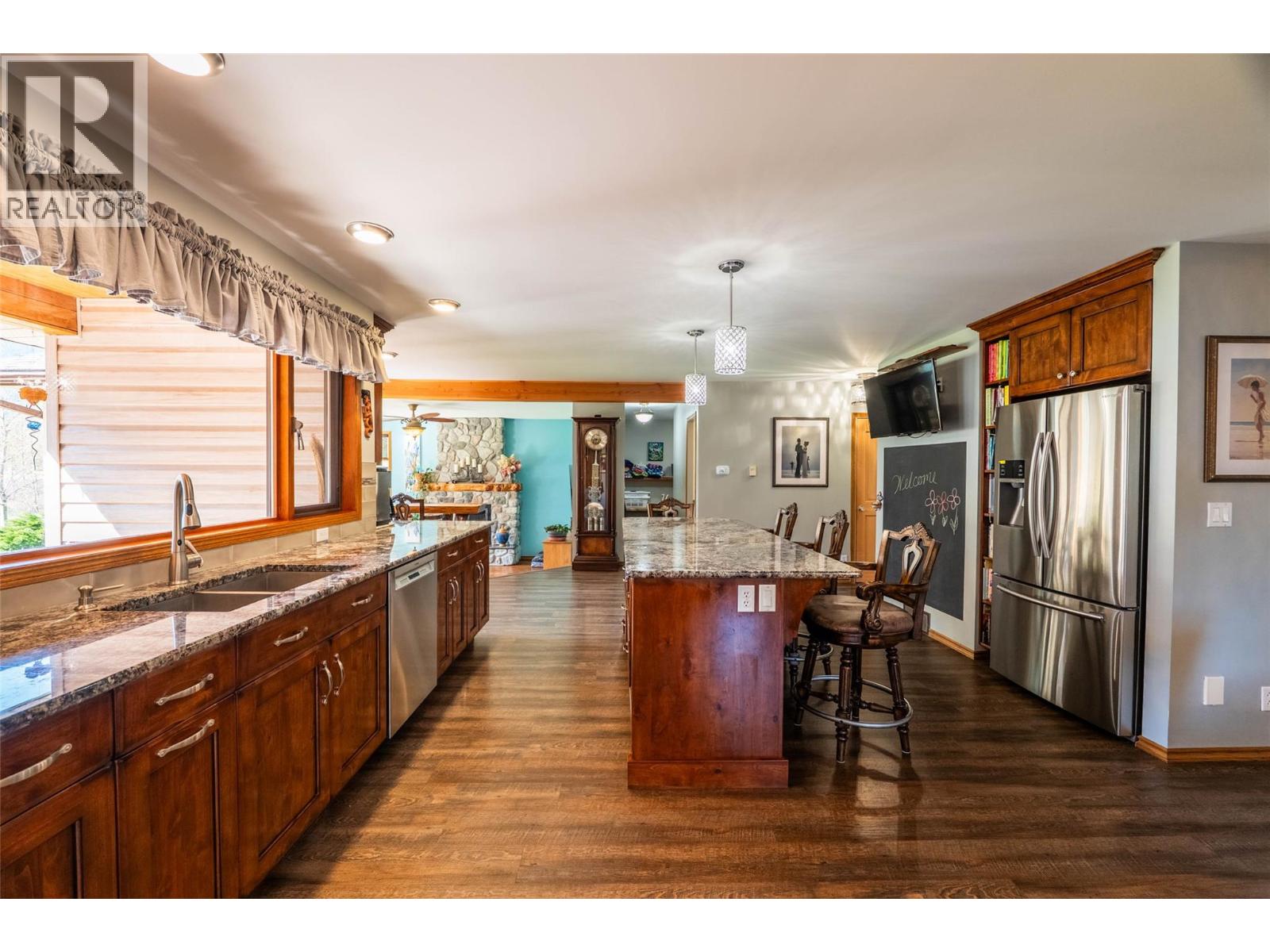 6158 Redfish Road, Nelson, British Columbia  V1L 6M9 - Photo 14 - 10360475