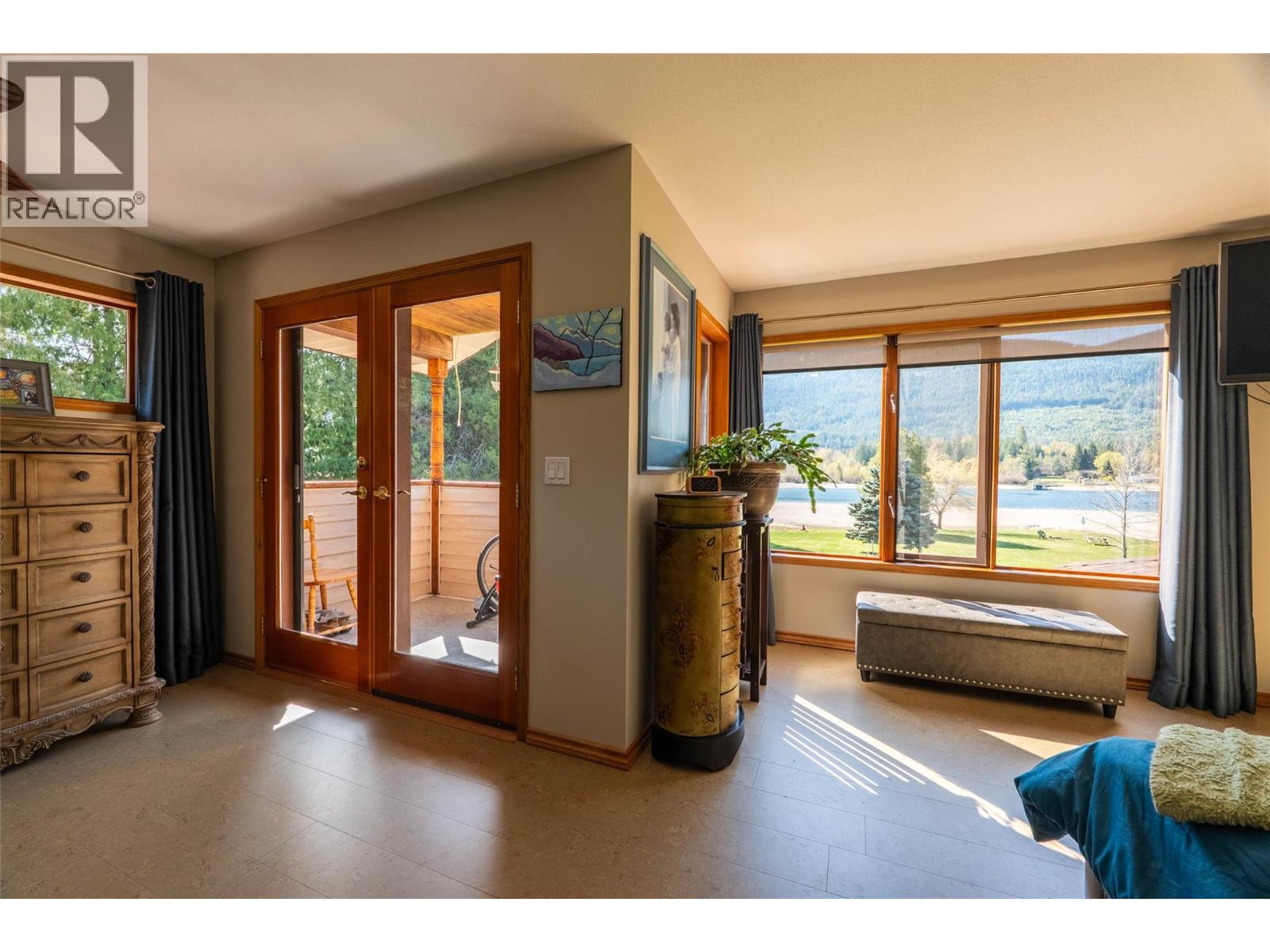 6158 Redfish Road, Nelson, British Columbia  V1L 6M9 - Photo 28 - 10360475