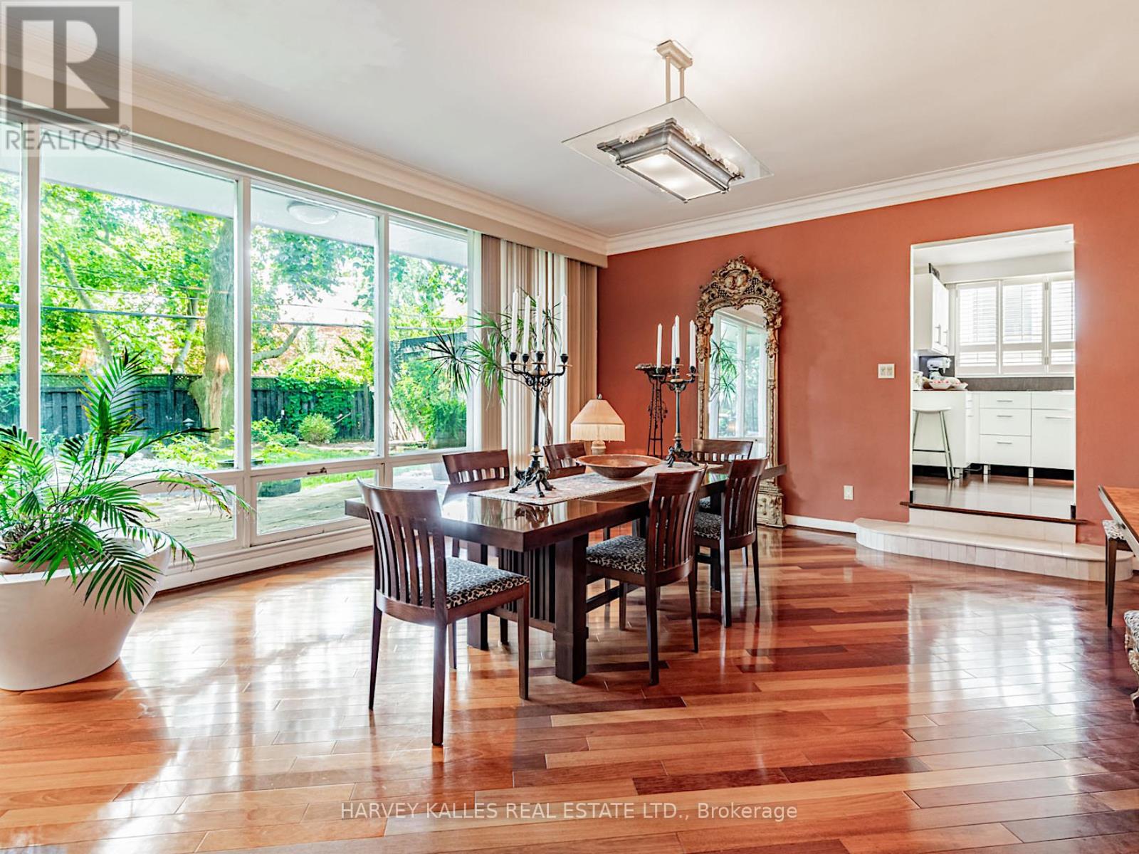15 Ridelle Avenue, Toronto, Ontario  M6B 1H5 - Photo 15 - C12377482