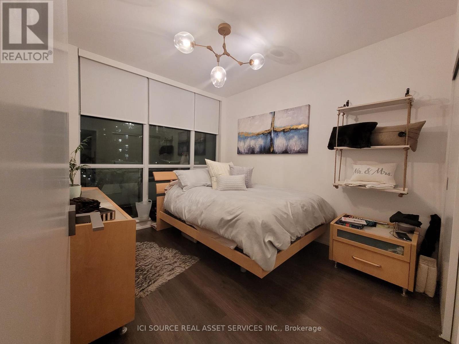 425 - 98 LILLIAN STREET, Toronto, Ontario