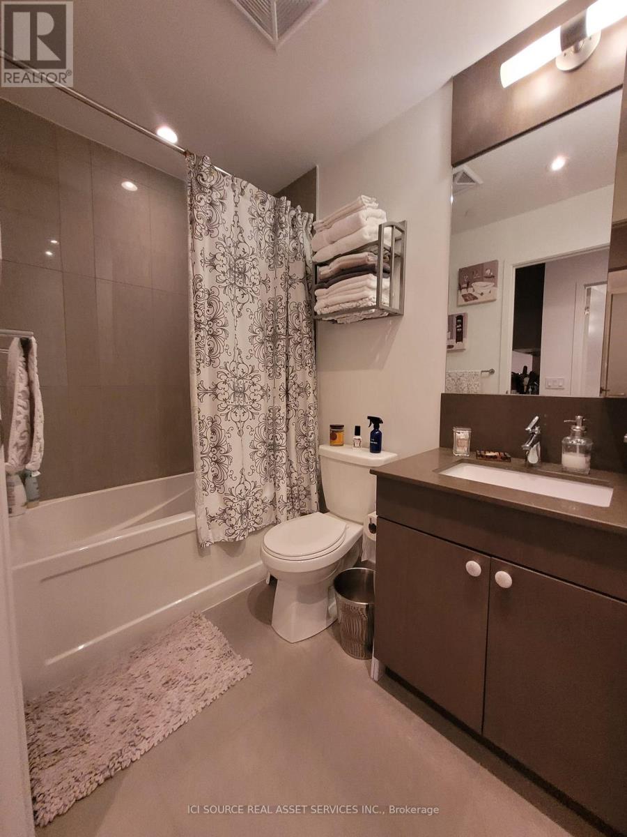 425 - 98 Lillian Street, Toronto, Ontario  L6A 3N1 - Photo 2 - C12377534