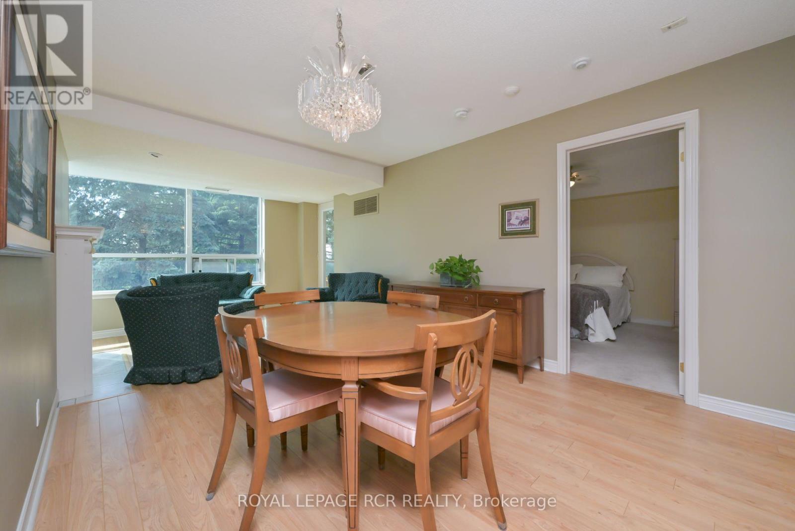 214 - 4 Briar Hill Heights, New Tecumseth, Ontario  L9R 1Z7 - Photo 14 - N12377395