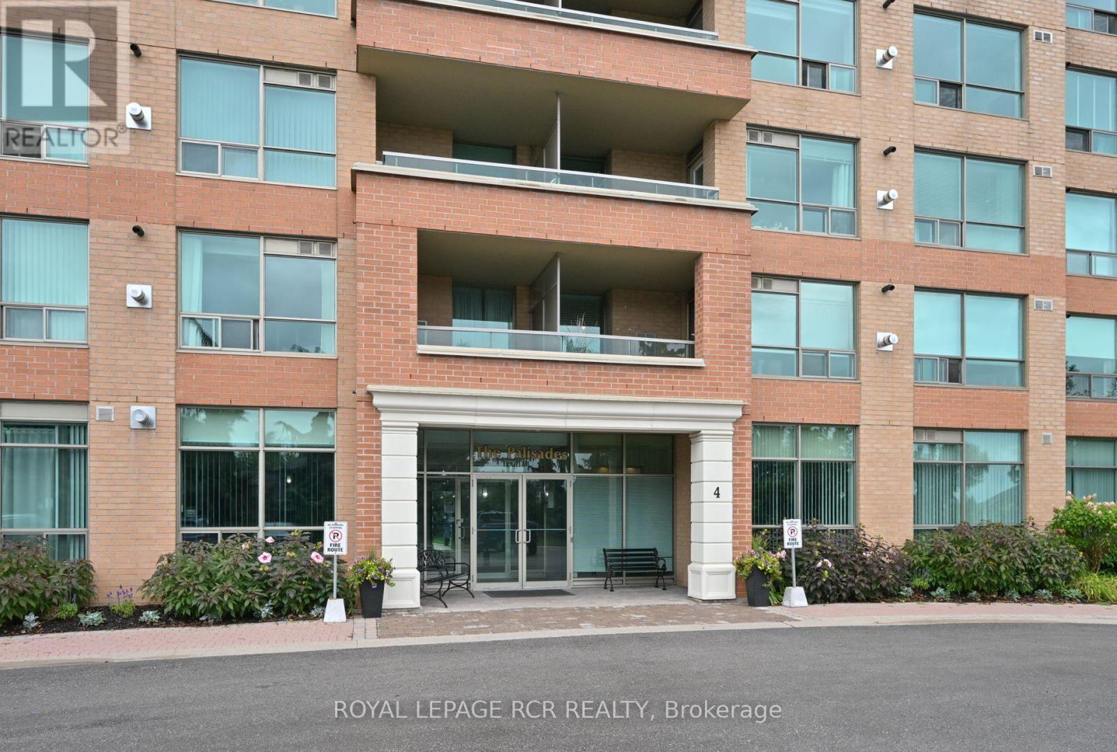 214 - 4 Briar Hill Heights, New Tecumseth, Ontario  L9R 1Z7 - Photo 4 - N12377395