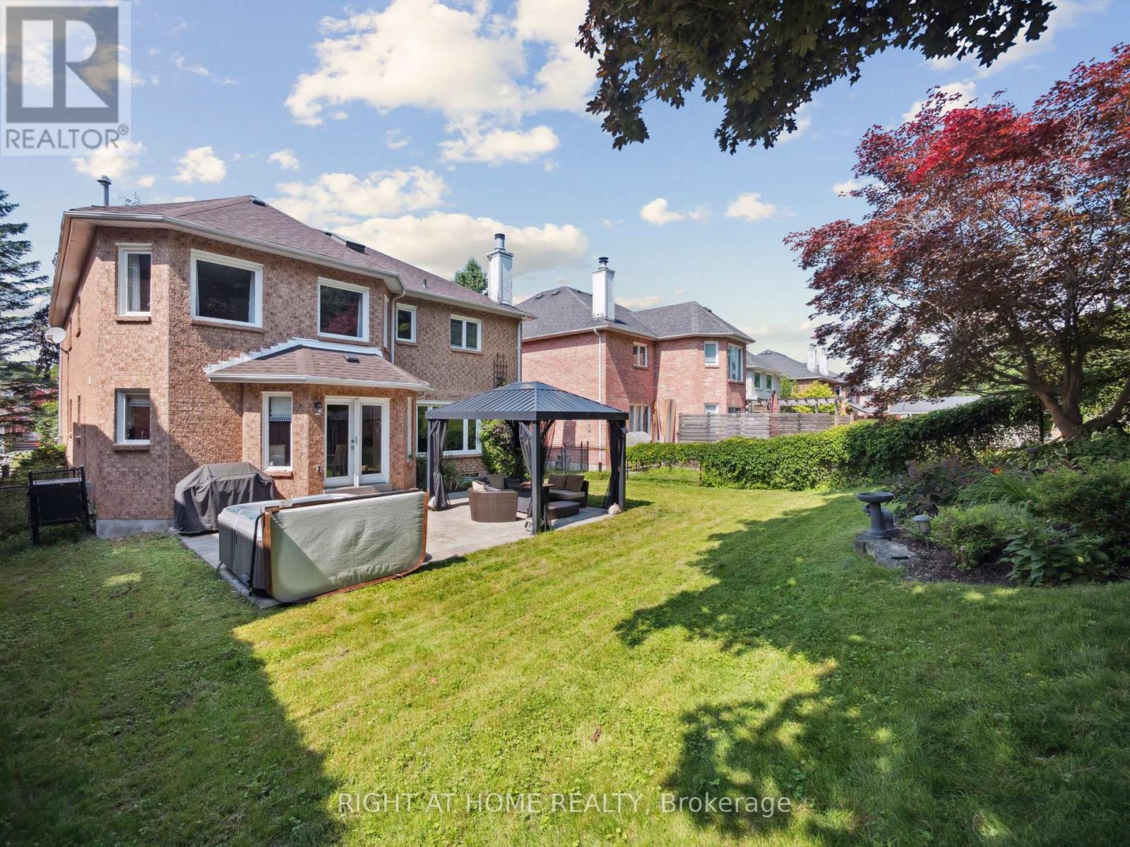 100 Carlyle Crescent, Aurora, Ontario  L4G 6P7 - Photo 36 - N12377533