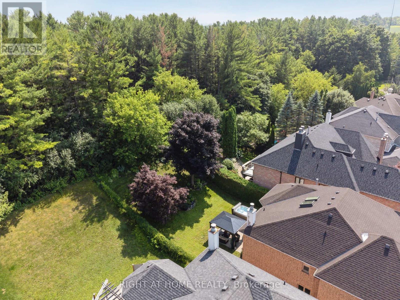 100 Carlyle Crescent, Aurora, Ontario  L4G 6P7 - Photo 42 - N12377533